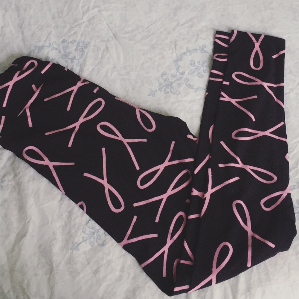 Pink Ribbon print Lularoe Leggings